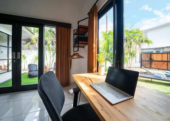 Villa *villa Sari*closed Livingroom*near Beach*canggu* Canggu